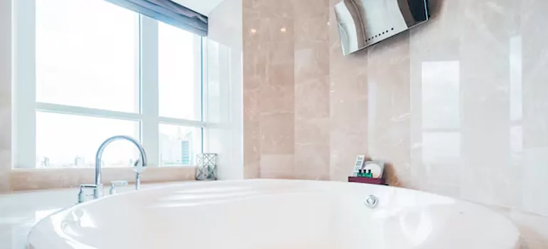 Bathroom Window Coverings in Pinecrest, FL