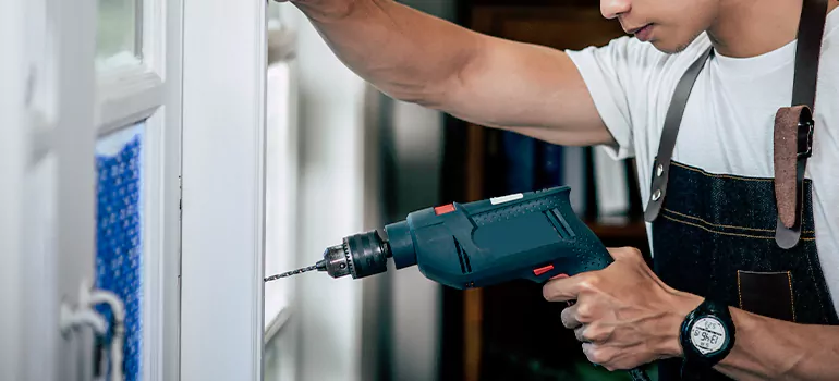 Residential Exterior Window Finishing in Pinecrest, FL