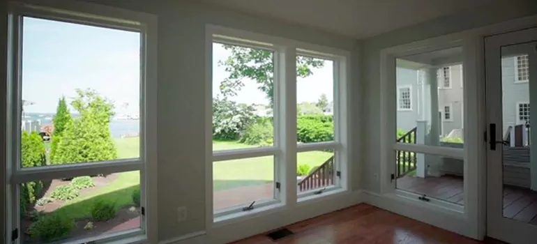 Double-hung Window Repair in Pinecrest, FL
